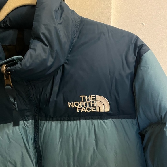 North Face Nuptse Puffer Jacket - Picture 3 of 4